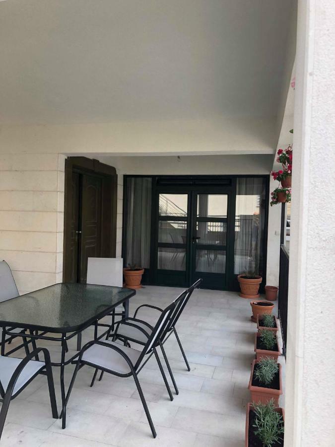Apartmani Petrija Prčanj Exterior foto